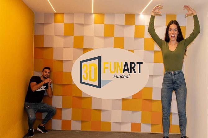 3D Fun Art Museum Funchal - Solo Traveler Tip: Tripod and Remote for Your Own Photos