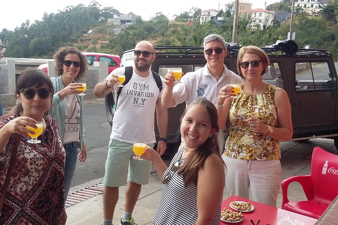 4x4 Safari Half day Poncha, Mountains, Vineyards and Cabo Girão Small group - Boca da Corrida and Jardim da Serra: short stop, good returns