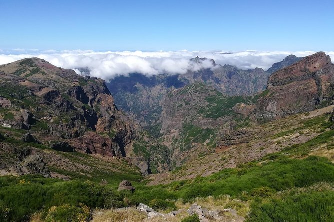 Achadas Teixeira- Pico Ruivo -& Pico pedras/Queimadas forest walk - Getting to the trail and getting off the mountain: the bus support matters