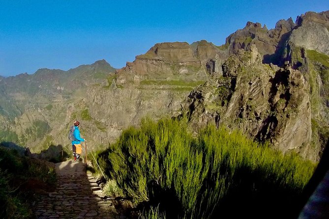 Achadas Teixeira- Pico Ruivo -& Pico pedras/Queimadas forest walk - The timing: plan on about 6 hours, with real mountain pacing