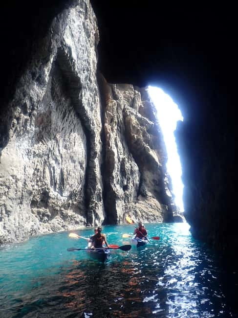 Calheta Kayak Adventure - Choosing Your Paddle: Zimbralinho Beach vs Cal Islet