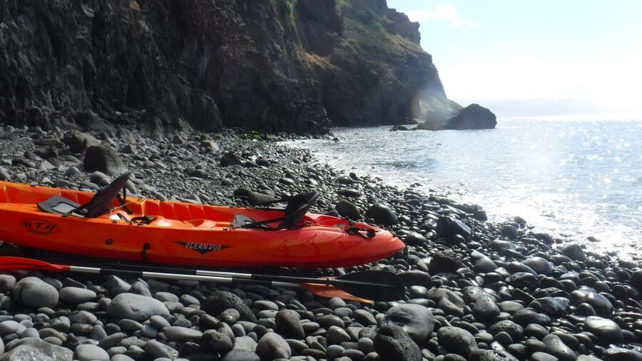 Caniço, Madeira: Marine Reserve Kayak & Snorkelling Tour - Weather and sea conditions: how to protect your day