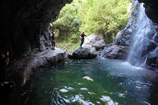 Canyoning Experience Level II Moderate - Entering the Canyon: Waterfalls, Abseils, Jumps, and Navigation
