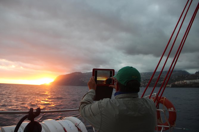 Catamaran Sunset Cruise from Funchal - Getting There in Funchal: Meeting Point and Timing Reality