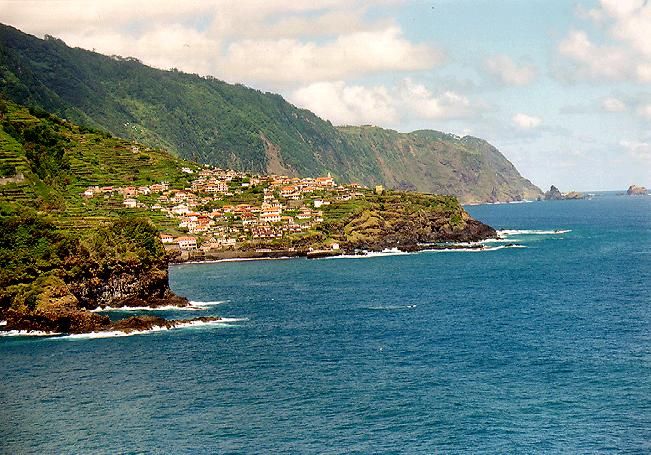 Discover Madeira: Full-Day Tour to Porto Moniz - Who should book this tour, and who should skip it