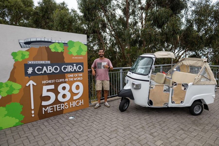 Do Funchal - Câmara de Lobos & Sky Walk Tuk Tuk Tour (2h30) - Pickup in Funchal and what to do when you arrive