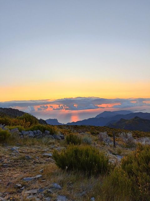 From 0 to 1818 meters to Pico do Arieiro Sunrise - What to Bring (So You Do Not Get Miserable at 1,818 Meters)