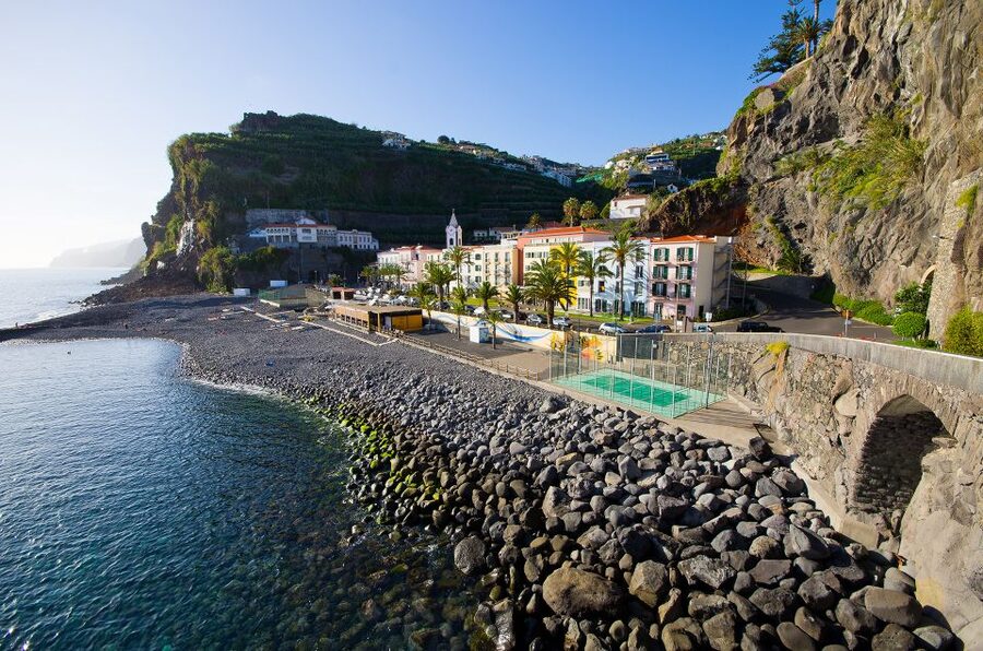 From Funchal: Madeira South Coast Full-Day Tour - Guides and languages: what you can count on, and what you should watch for