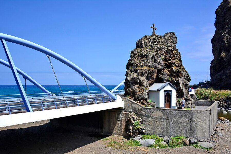 From Funchal: North Coast Day Trip - Ponta Delgada lunch stop: where to refuel without losing the day