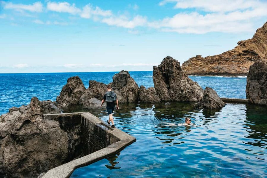From Funchal: Porto Moniz and Seixal Day Tour by Jeep - Câmara de Lobos Bay: The Photo Stop That Sets the Mood
