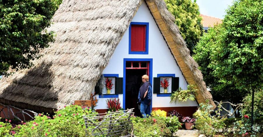 From Funchal: Santana and Pico do Areeiro East Island Tour - Group-Day Comfort, What to Expect from the Minibus