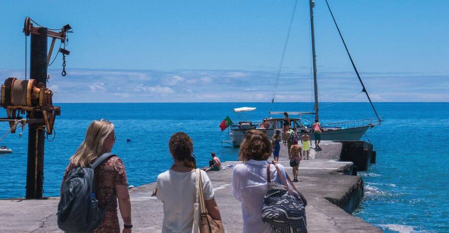 From Funchal: West Bays Sailing Tour with Lunch - A 5-hour west-coast change of pace from Funchal