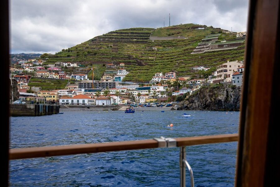 From Funchal: West Bays Sailing Tour with Lunch - Ponta do Sol Bay and Ribeira Brava Bay: the coast looks different at water level