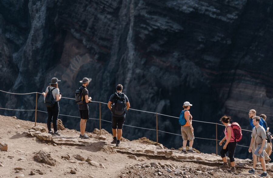 Full Day Ponta de São Lourenço - Natural Reserve - The main hike: 6 km of coastal walking with about 100 m gain