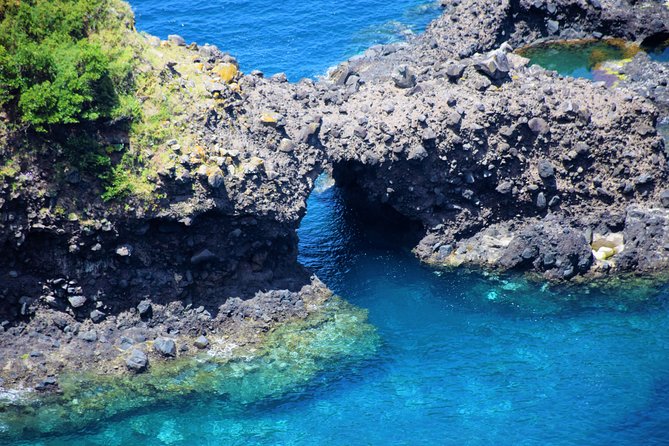 Full Day Tour of Madeira West - Miradouro do Véu da Noiva and São Vicente: north-coast drama without the long hike