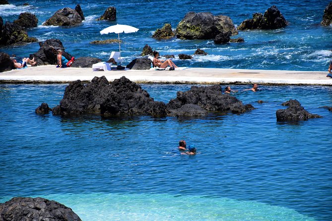 Full Day Tour of Madeira West - Camara de Lobos and Ribeira Brava: the south coast starts strong