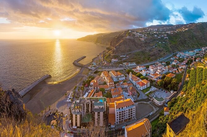 Full Day Tour of the West Zone of Madeira - Cascata dos Anjos: the quick photo stop with real payoff
