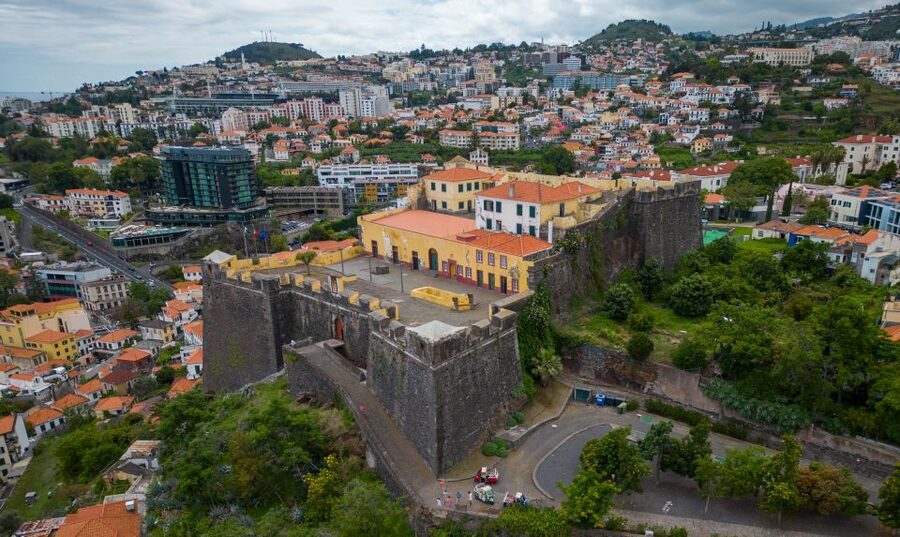 Funchal : 1 hour City Tour by Tuk-Tuk - Fortaleza de São João Baptista do Pico and Fort of São Tiago
