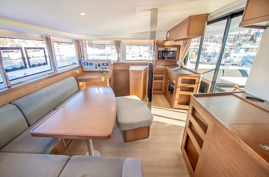 Funchal Bay: Dolphin & Whale Watch Luxury Catamaran Cruise - The first sail out: settle in during the calm cruise