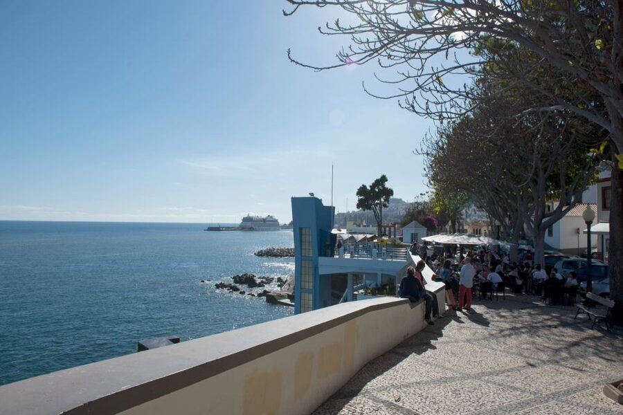 Funchal: City Highlights Tuk-Tuk Tour - City Hall and the Cathedral’s Manueline Gothic details