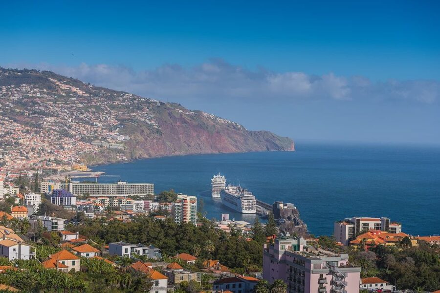Funchal: City Highlights Tuk-Tuk Tour - Quinta Vigia: the president’s pink mansion photo moment