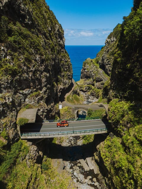 Funchal: Craft Your Adventure, private Jeep Tour w/ pick-up - The rhythm of the day: photo stop, guided time, then breathing room
