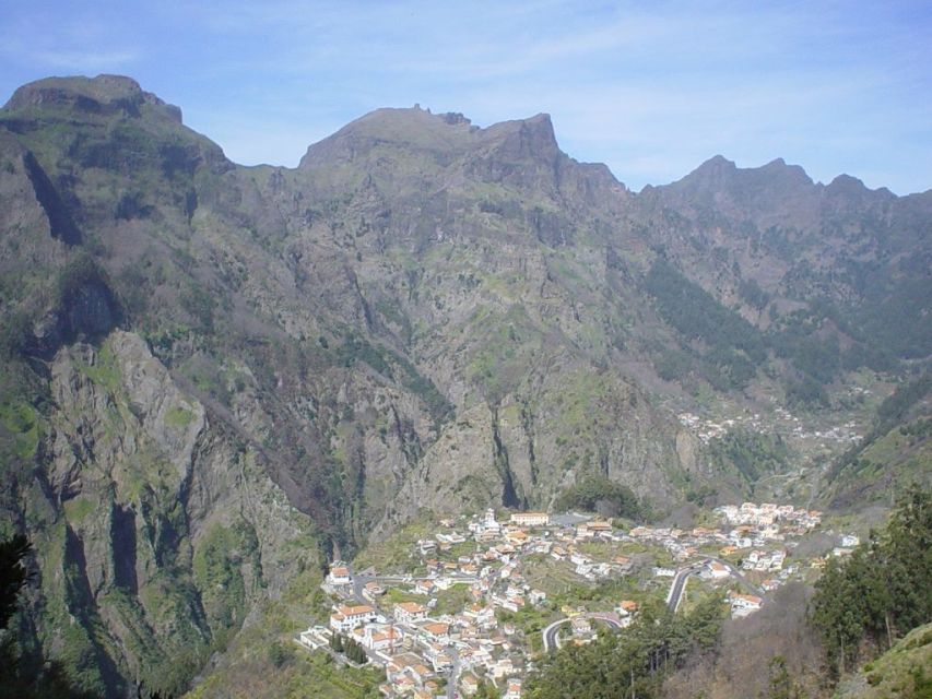 Funchal: Eira do Serrado Nun´s Valley viewpoint tuk tuk Tour - Curral das Freiras (Nun’s Valley): A Tiny Village With a Survival Story