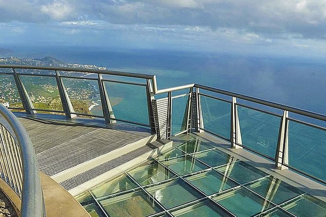 Funchal highlights 5h Private Tour in Madeira - Miradouro Pico dos Barcelos: the 355 m “amphitheatre” look over Funchal