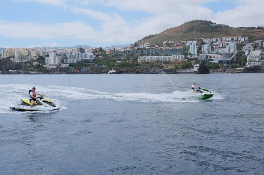 Funchal: Jet Ski Circuit - Fall and winter reality check: the €15 speedboat transfer