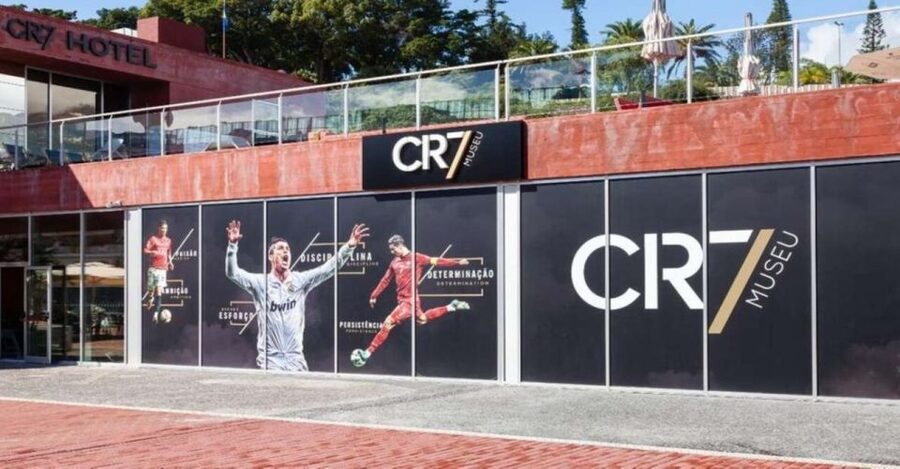 Funchal: Old Town Tuk Tuk Tour with Drop-Off at CR7 Museum - Old Town streets and the Portuguese story you can actually see
