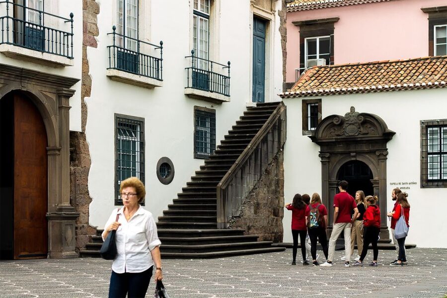 Funchal: Old Town Walking Tour - Funchal City Hall and the sweet factory, how industry becomes identity
