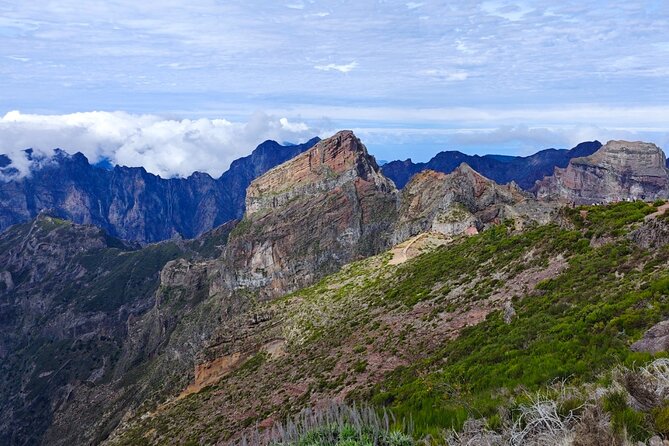 Funchal: Pico do Arieiro to Santana and Ponta de Sao Lorenco - Santana Traditional Houses: Lunch Time and a Slower Look at Local Life