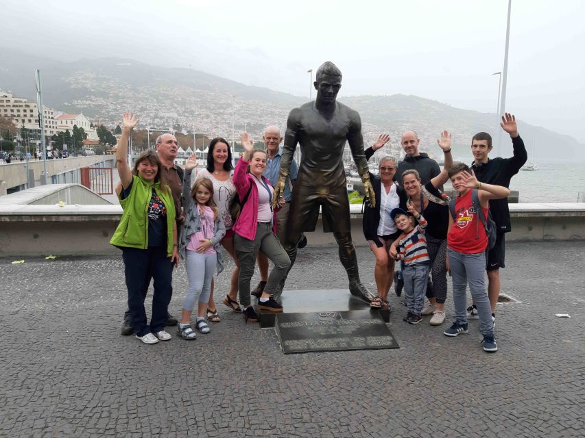 Funchal: Private Guided Walking Tour - Price and logistics: what $176 per group actually buys you