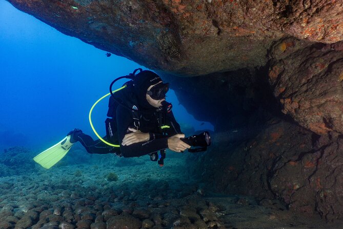 Funchal: Scuba Diving Experience for Beginners - The ocean session on a private reef, shallow and skill-focused