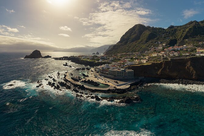 Grand Madeira Island Tour - Porto Moniz and Santana - Porto Moniz: the volcanic pools that make the North feel different