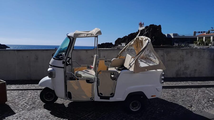 Guided Tuk-Tuk Tour to Botanical Garden (From Funchal) - Quinta do Bom Sucesso: what you’re walking into