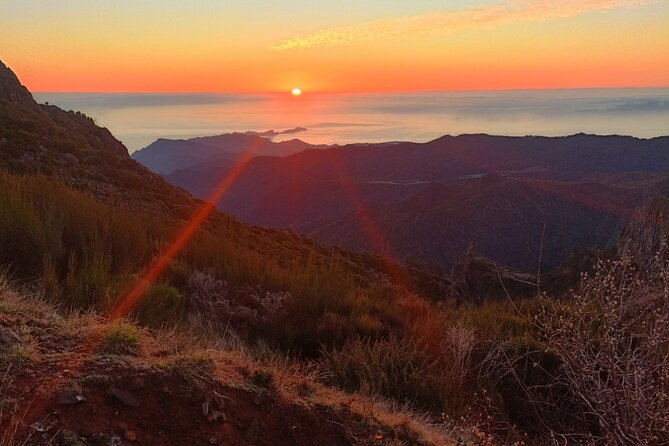Half day Tour From 0 To 1818 Meters To Pico Do Arieiro Sunrise - Key Things You’ll Notice On This Pico Do Arieiro Sunrise Tour