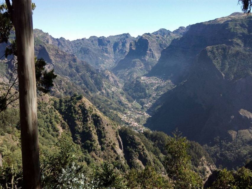 Madeira 2 Full-Day & 1 Half-Day 4x4 jipe Special Tour Combo - Cova da Roda to Santana: Past the Natural Park Edge and Into Real Village Life