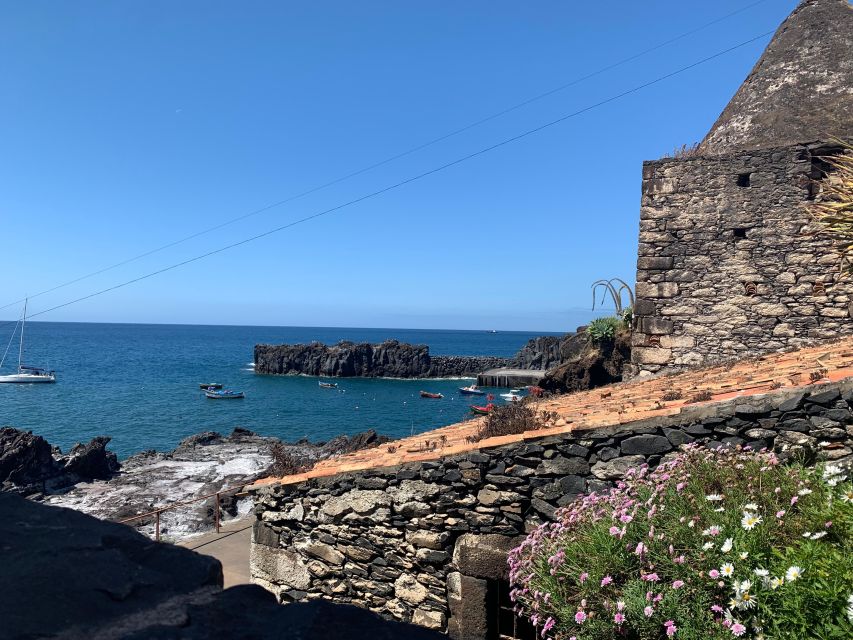 Madeira: 4 hours Classic Jeep tour in Central Madeira - Cabo Girão glass platform: huge cliff views with ticket details