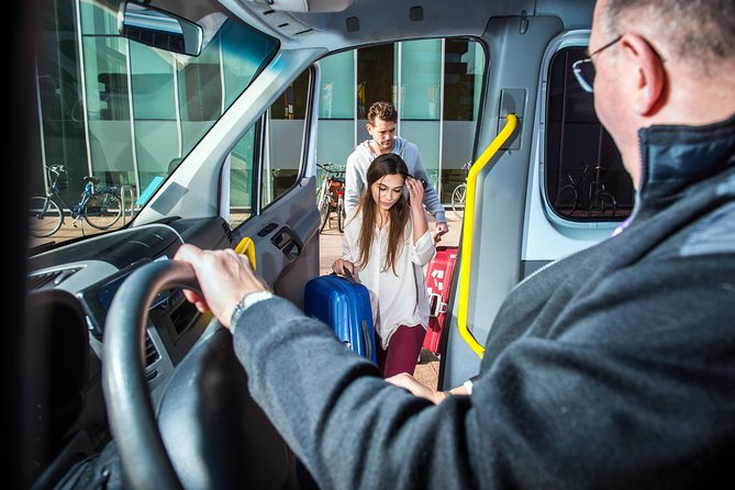 Madeira Airport (FNC) Arrival Transfer (Airport to Funchal Hotels or Address) - Meeting your driver at FNC: how it works in real life
