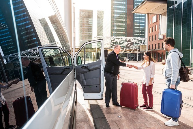 Madeira Airport (FNC) Arrival Transfer (Airport to Funchal Hotels or Address) - Luggage and the real-world “help with bags” question