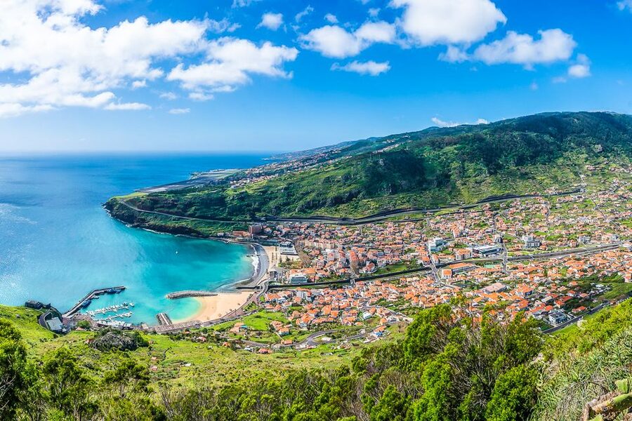 Madeira: Best of the East Tour from Funchal - Santana’s triangular thatched houses: culture you can actually see