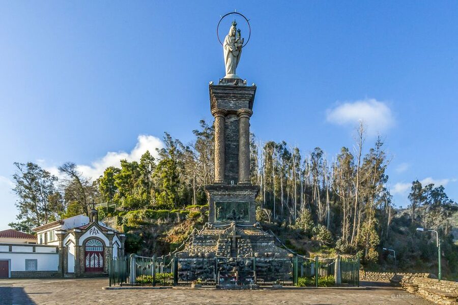 Madeira: Best of the East Tour from Funchal - Lunch planning in Santana: what to expect since it is not included