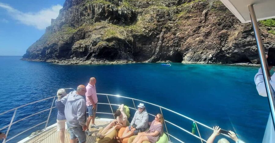 Madeira: Boat Trip with Lunch, Drinks, and Hotel Transfer - The swim and snorkeling stop in crystal-clear water