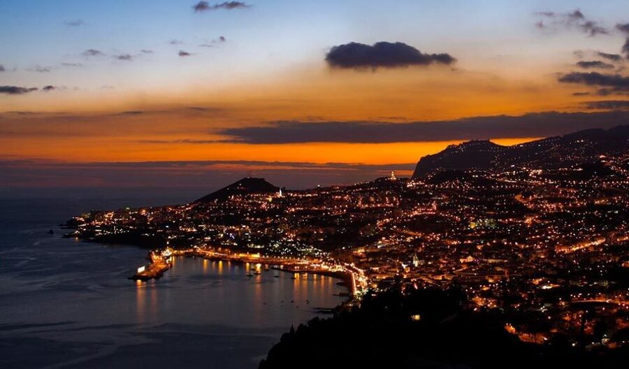 Madeira by Night with Traditional Dinner - Bailinho da Madeira: Song and Dance in Traditional Attire