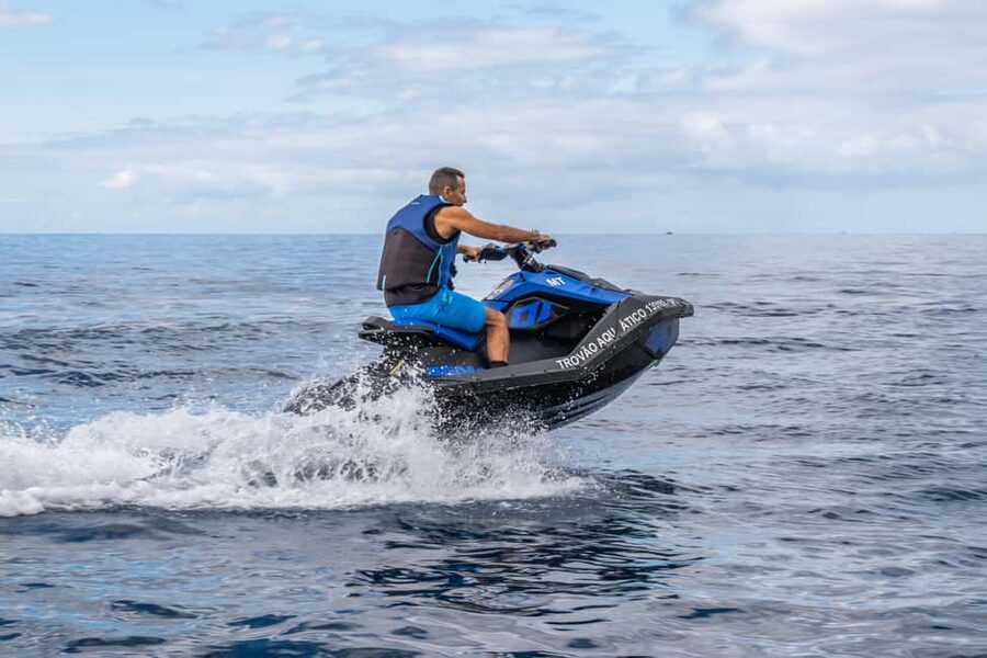 Madeira: Calheta Jet Ski Rental - Your 30 minutes on the water: acceleration, corners, and real limits
