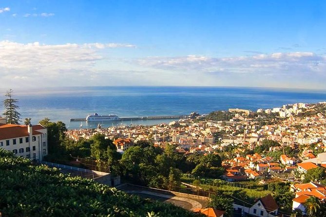 Madeira East Tour from Funchal - Terreiro da Luta: the quick warm-up viewpoint