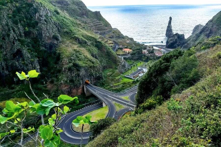 Madeira: Full-Day Jeep Tour, Natural Pools, Seixal & Fanal - São Vicente to Seixal: Black Sand, North-Coast Grit