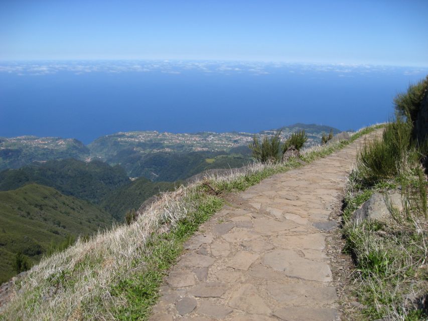 Madeira: Full-Day Pico Ruivo / Achada do Teixeira Walk - Walking time, 10 km distance, and how to pack for comfort