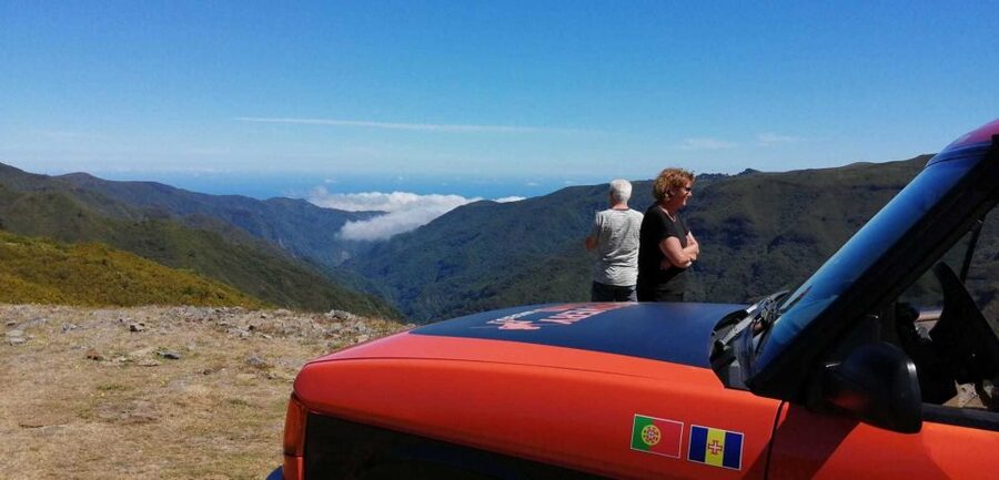 Madeira: Full-Day Porto Moniz Jeep Tour - Porto Moniz volcanic pools: your swim time on lava stone